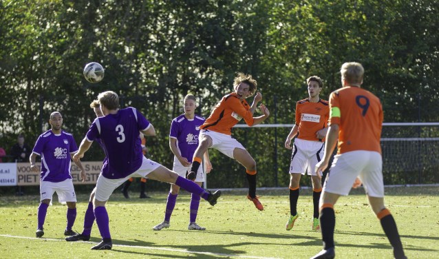 De voetbalverenigingen uit de regio gaan weer aan de bak.