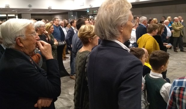 De nieuwjaarsreceptie van de gemeente werd weer druk bezocht.