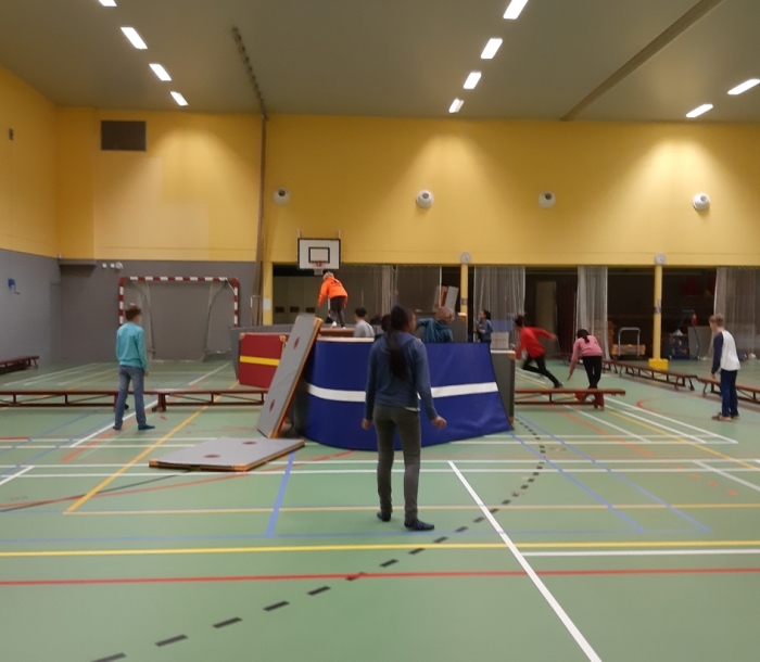 Bunkertrefbal bij Club 8