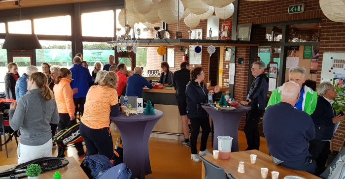 leden van TC de Kamp. Zij hebben toestemming gegeven om de foto te publiceren