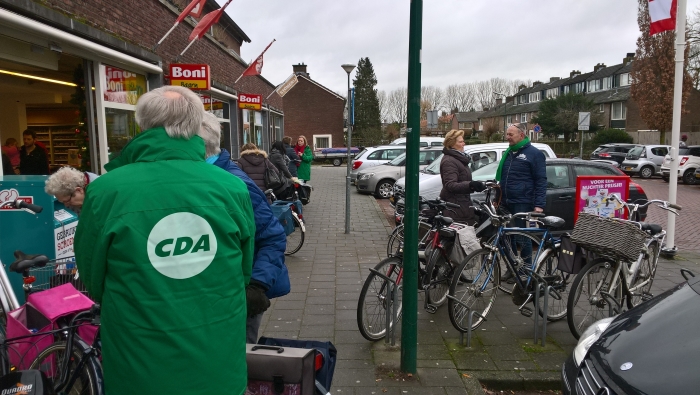 CDA-ers gaan in gesprek met winkelend publiek