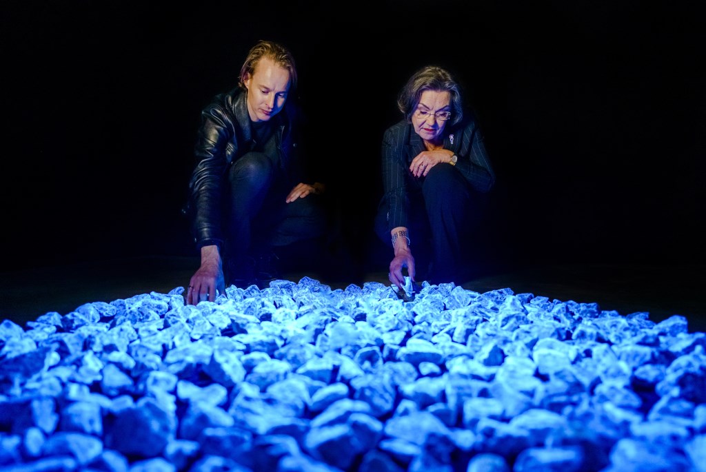 Daan Roosegaarde en Gerdi Verbeet, Levenslicht, Rotterdam, 17 december 2019. Foto Marco De Swart