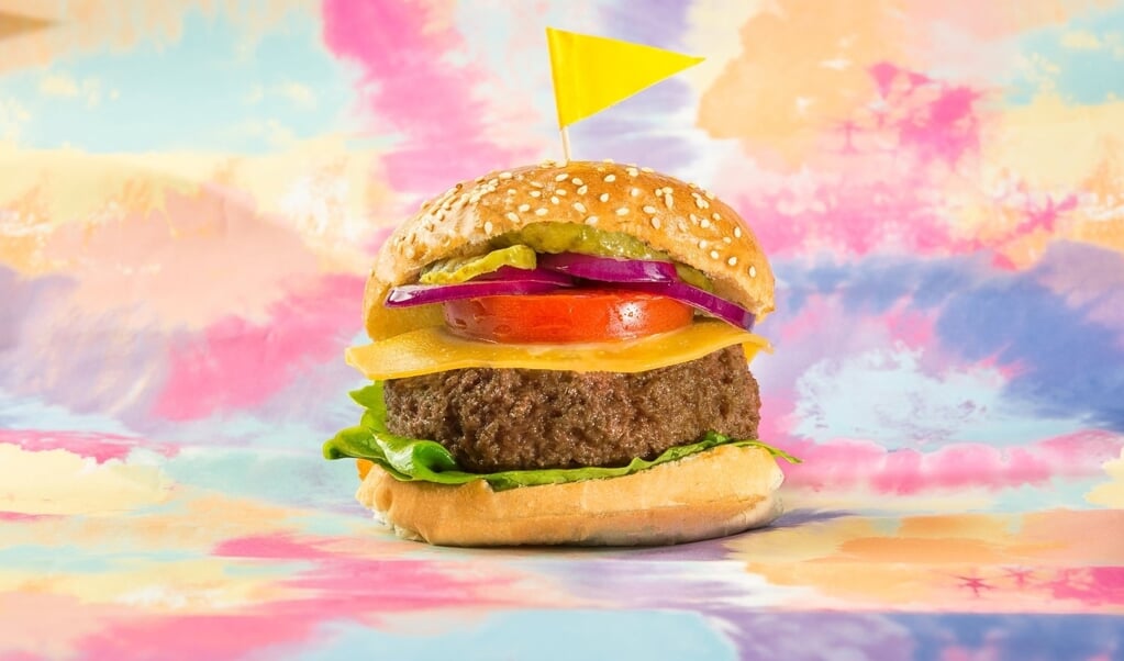 Een hamburger van rundveekweekvlees: Is dit van echt te onderscheiden? Wereldwijd worden miljoenen euro's gestoken in de ontwikkeling van 'labvlees'.