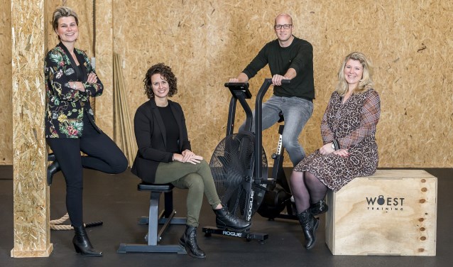 Diana Kas, Anne Floor, Tonnie Floor en Marije Kuppens.