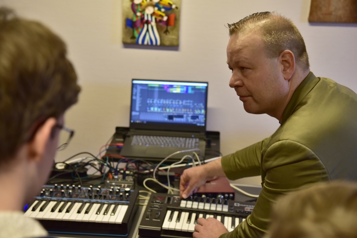 Digitaal muziek maken met Ableton Live is één van de korte cursussen die binnenkort van start gaan bij de muziekschool.