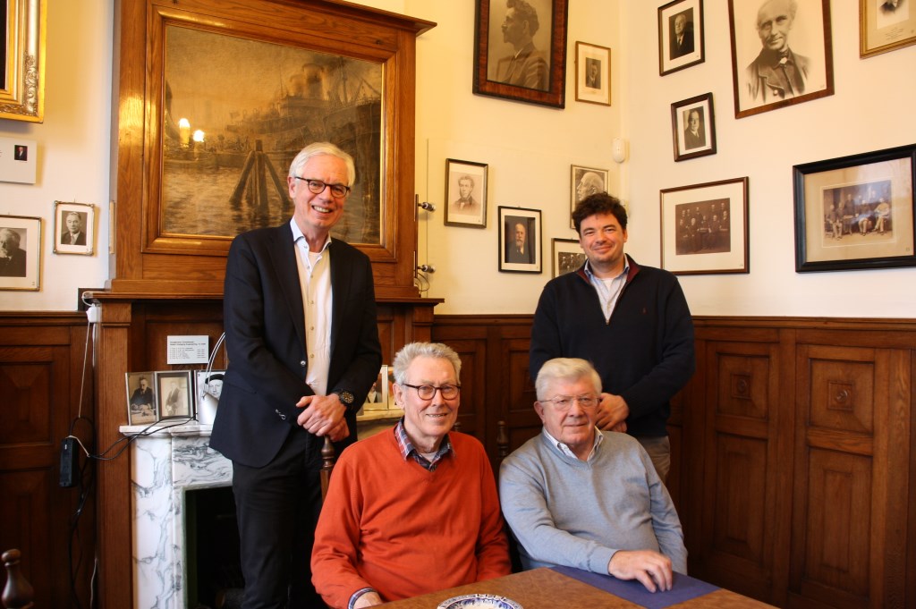 Achteraan: Joep en Michiel Athmer. Zittend: Jan Lavooij en Ron van der Vlies