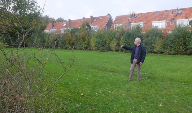 <p>Jan zou graag op dit veld een buurtmoestuin aanleggen. </p>