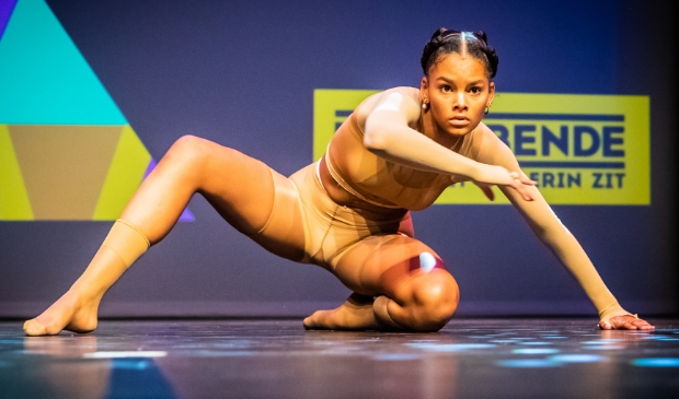 <p>De 16-jarige Farah Marcel uit Nieuwpoort werd derde in de categorie dans.<br><br></p>