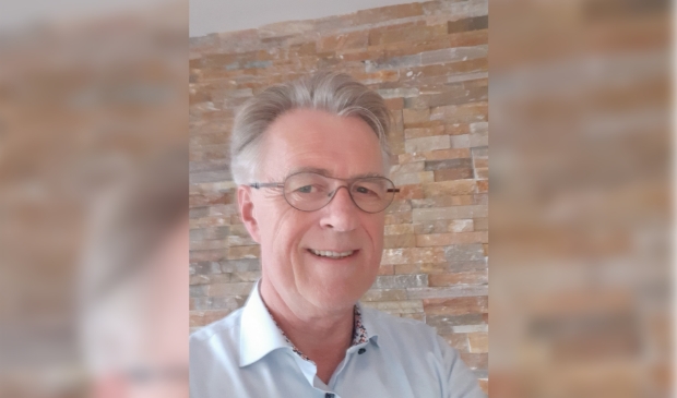 <p>Ds. Daco Coppoolse: ,,Zalig dat die ballon van alles altijd goed, geweldig en perfect moeten doen, geknapt is''.</p>