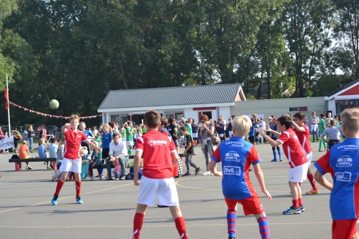 schoolhandbaltoernooi HV Voice