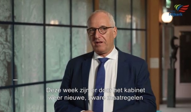<p>,,Samen moeten we ervoor gaan'', aldus burgemeester Renkema in zijn video-oproep</p>