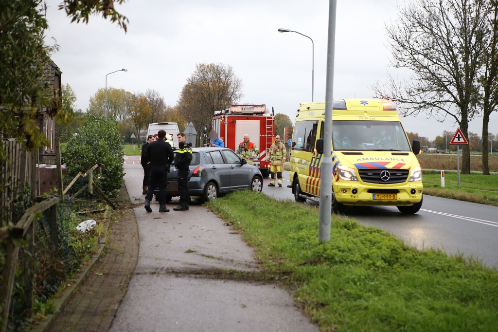 Automobilist ontsnapt aan zware verwondingen bij ongeval in Nijkerk ...