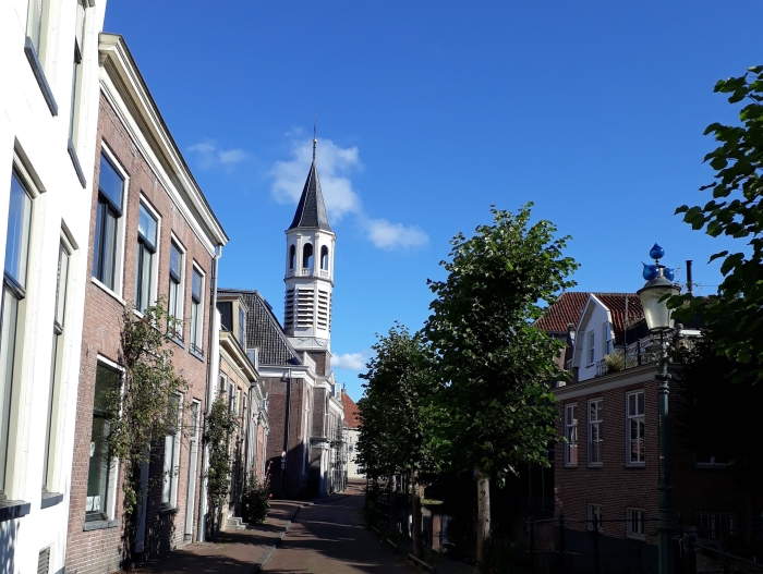 Langegracht Amersfoort, met de Elleboogkerk en dagbesteding De Elleboog.