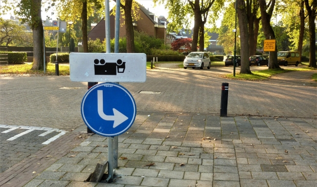 Een nieuw Bunniks verkeersbord of een grappenmaker die het bord heeft omgedraaid?