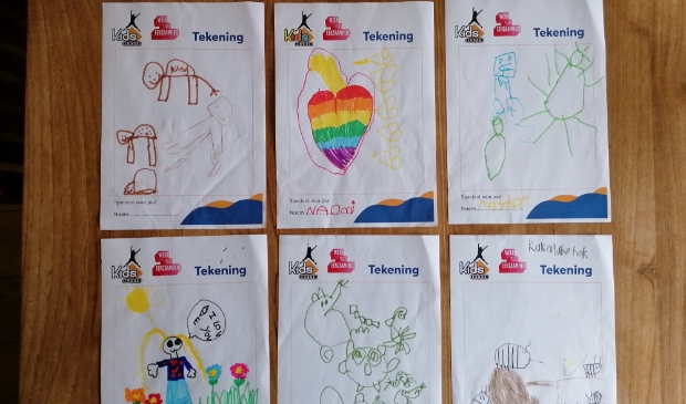 <p>tekeningen voor de bewoners van de Loericker Stee</p>