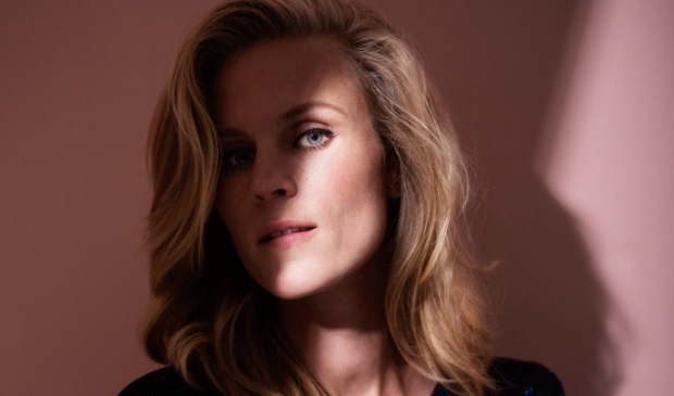 Lonneke Dort op 23 oktober in Theater Peeriscoop