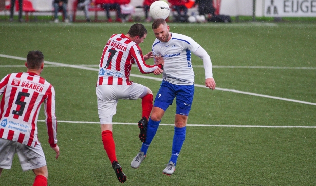 <p>Rob Knul (rechts) blijft SDV Barneveld trouw.</p>