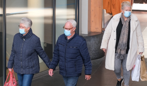 <p>Mondkapjes Winkelcentrum 4 Meren</p>