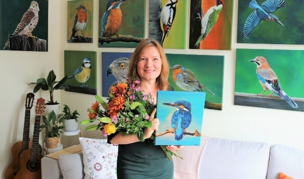 <p>Tünde Snijders: ''Met hun unieke uitstraling en diversiteit fascineren de vogels mij.''</p>