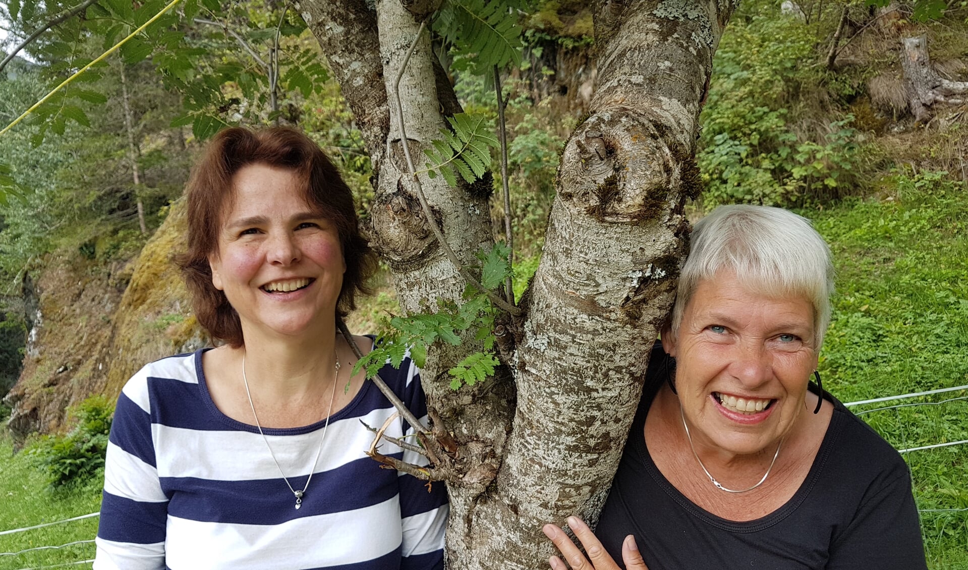 Jeannette en Wilma actief bij Beleveniswandelingen.
