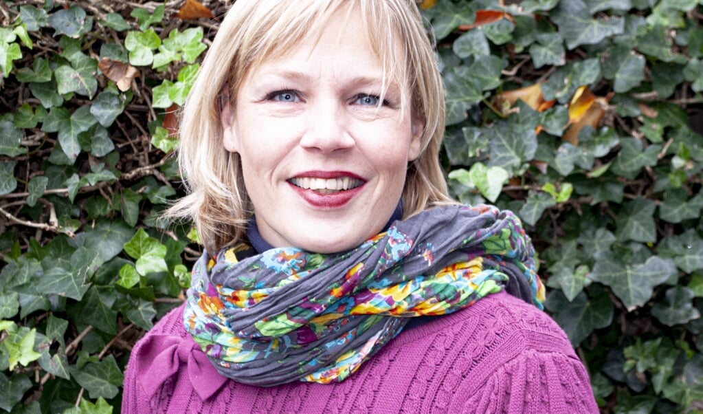 Annemarie Houkes, voorzitter Fairtrade gemeente Leusden, vlogt aanstekelijk over impact van kleding (www.fairtradeleusden.nl).