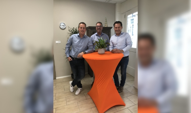 <p>Gert de Boon, Geertjan Evers en Cees van Dis<br>Hypotheekshop Gorinchem<br>www.hypotheekshop.nl/gorinchem<br>0183 – 89 30 10<br>gorinchem1295@hypotheekshop.nl</p>
