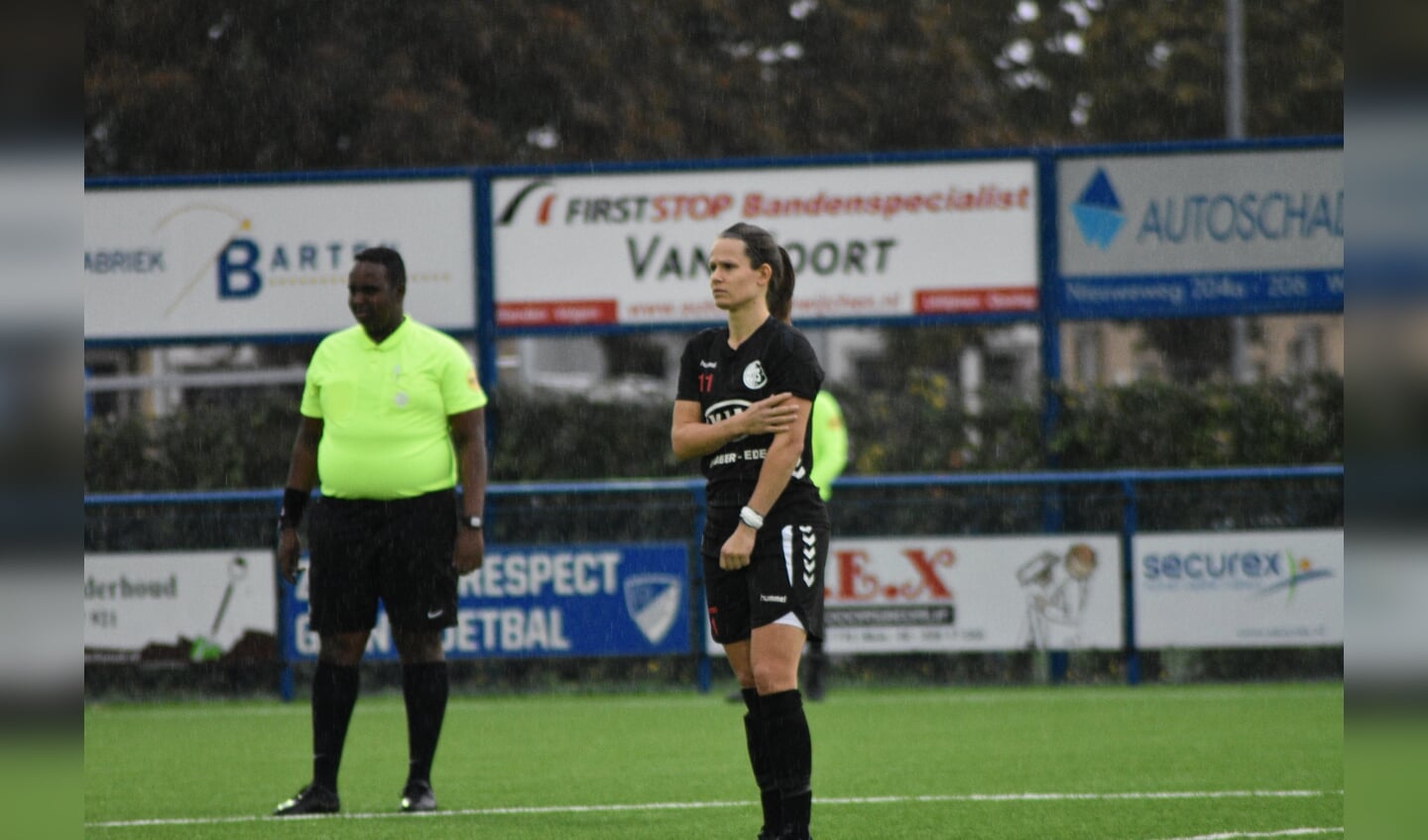 Daphne van Kruistum scoorde maar liefst 5 doelpunten
