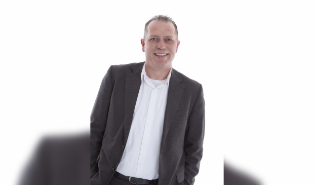 <p>John van Heusden van Zeg het met video.</p>