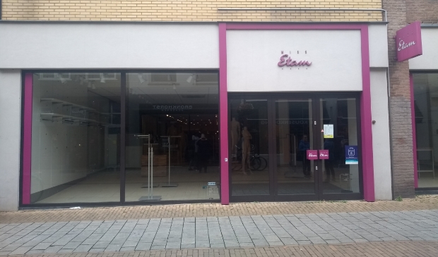 <p>In het najaar sloot de winkel van Miss Etam aan de Gasthuisstraat</p>