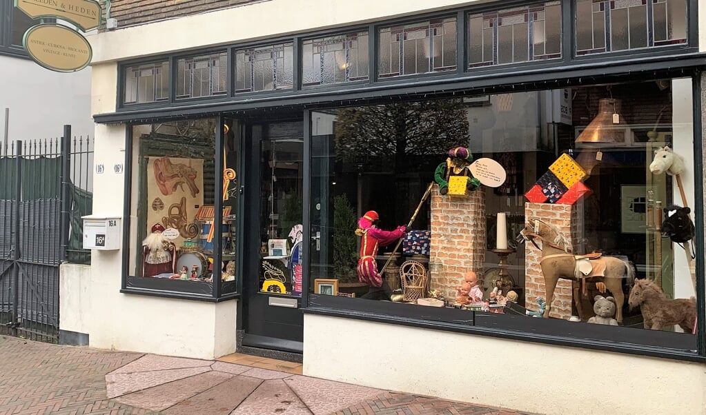 Sint en pieten in de Brinkstraat. 
