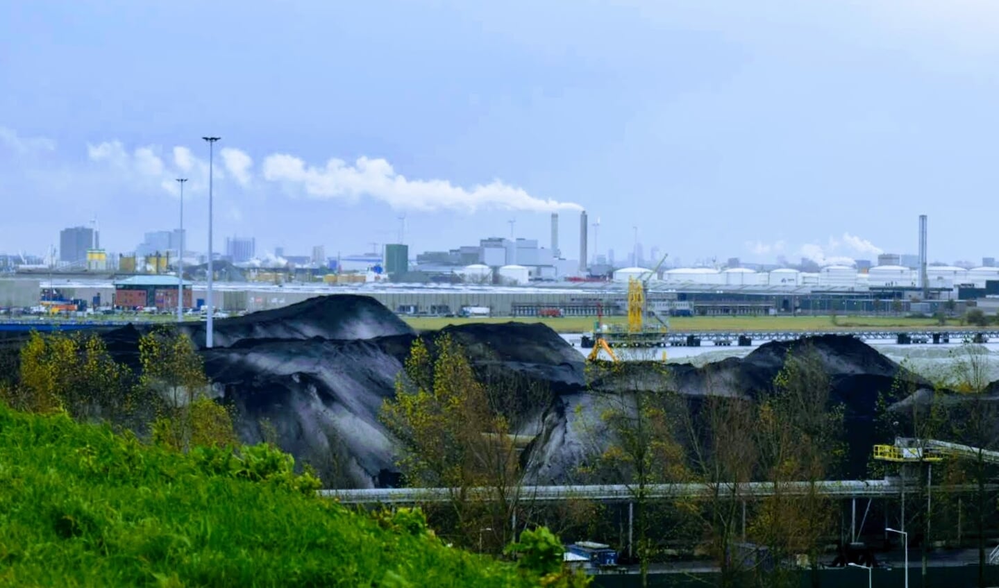 Het Westelijk Havengebied komt dreigend dichterbij, maar Haarlemmermeer gaat de Houtrakpolder niet opgeven.
