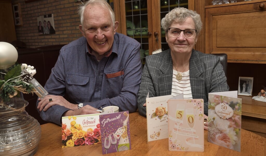 Willem Hooijer en Janny van Zanten zijn vijftig jaar getrouwd.