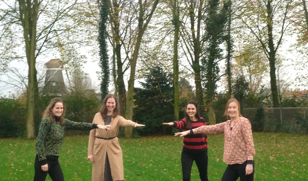 Van links naar rechts: Sanne Waardenburg, Yolande Viergever, Elien van Es en Lotte Doppenberg