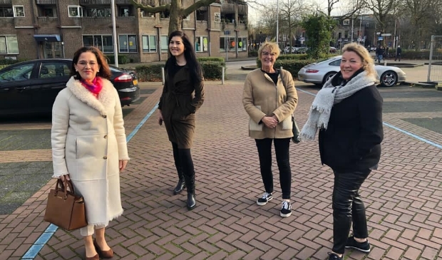 <p>Van links naar rechts: Jacqueline Höcker (AVA), Saloua Chaara (D66), Stieneke Kruijer (GroenLInks) en Esther Veenboer (PvdA).</p>