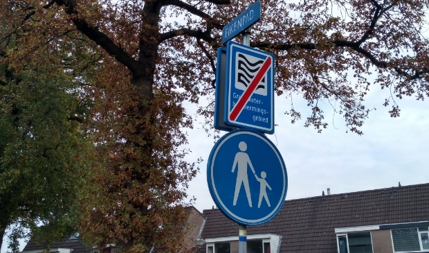 <p>Het college wil door het Eikenpadplantsoen een fietspad leggen.</p>