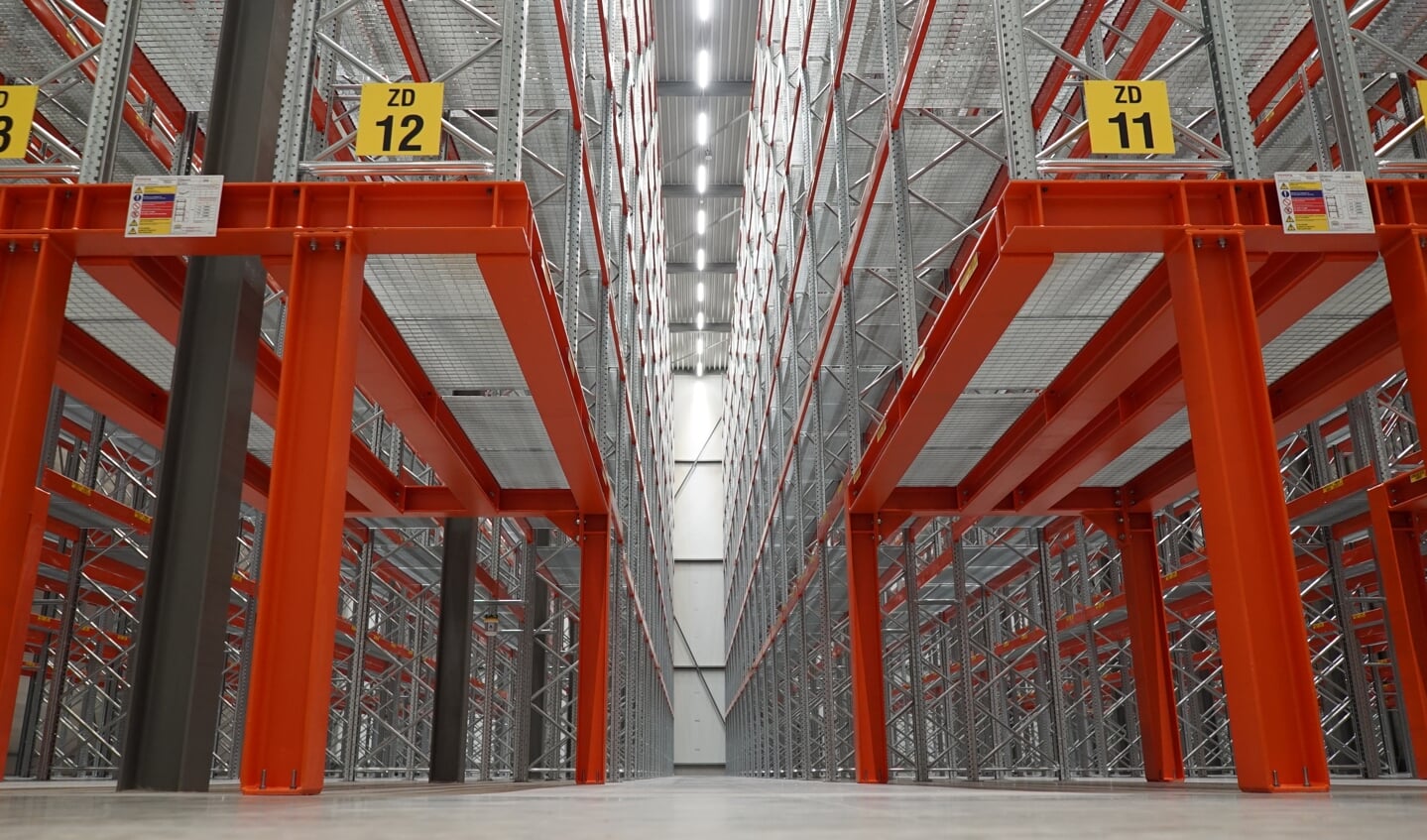 Het nieuwe magazijn heeft een oppervlakte van 7.500 vierkante meter en biedt ruimte aan zo’n 15.000 palletplaatsen.