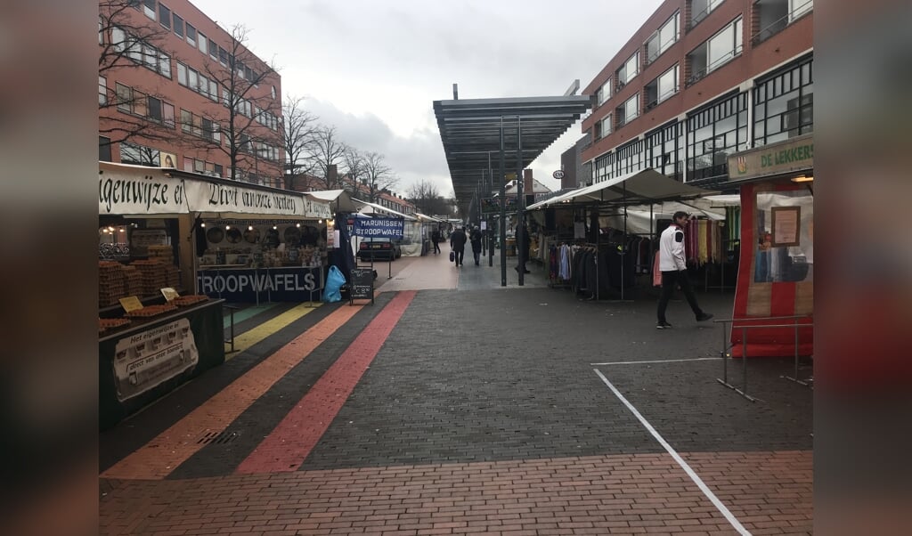 De markt blijft dit jaar ook rond de feestdagen op het Stadsplein en de Rembrandtweg.
