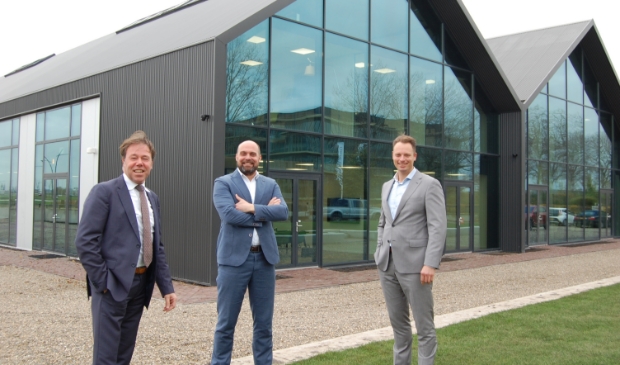<p>Van links af Laurens, Almar en Stephan gaan ‘vooruit naar vroeger’.</p>