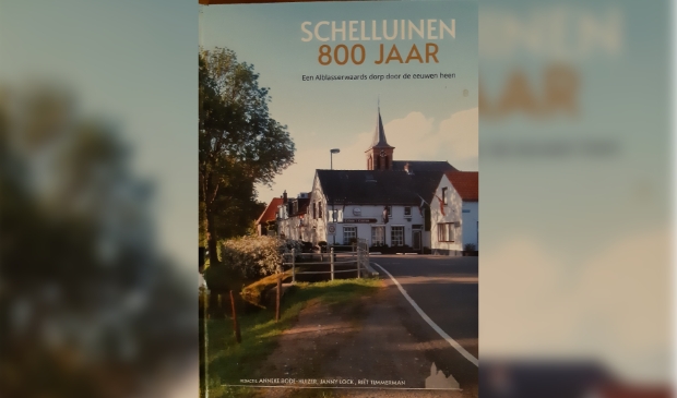 de huidige toegang van het dorp Schelluinen.