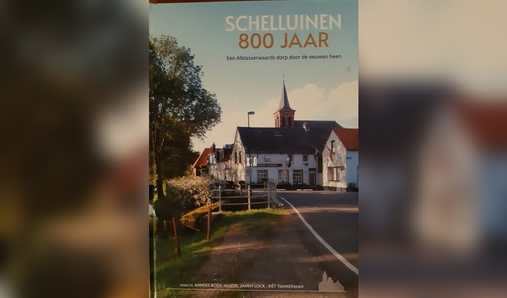 de huidige toegang van het dorp Schelluinen.