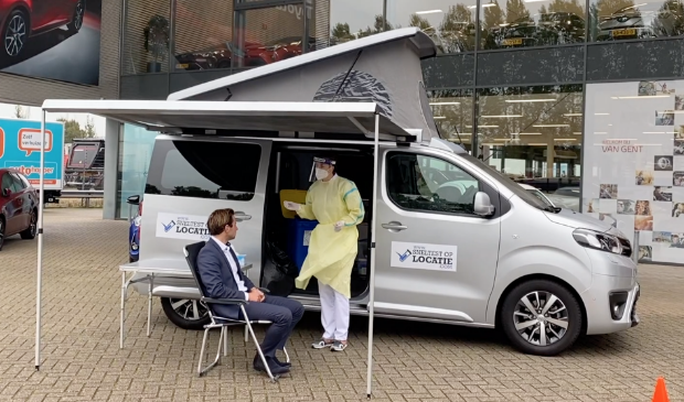 <p>Er is een speciale service voor bedrijven: een mobiele sneltestcamper die naar bedrijven toekomt.</p>