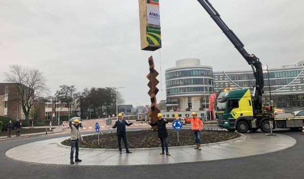 <p>Wim Konter, de projectleider van de gemeente, samen met wethouder Wim Vos, Ton van der Veldt (AFAS) en Huib van der Weele (Dura Vermeer).</p>
