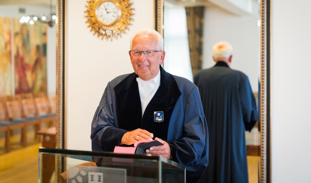 'Actiefoto' van trouwambtenaar Arend van den Brink.