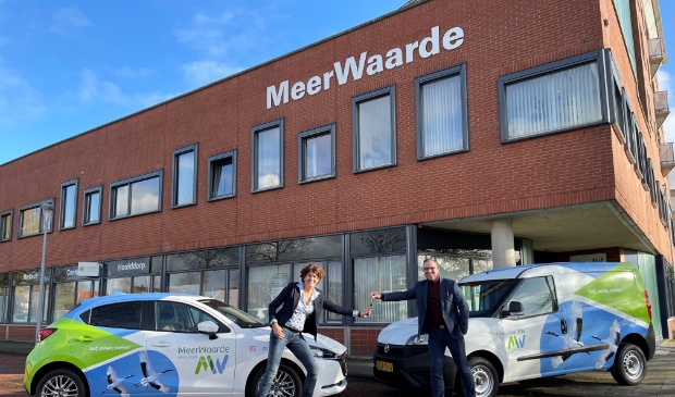<p>In november werden de nieuwe autosleutels officieel overhandigd aan een trotse Renata Fideli, Directeur-Bestuurder bij MeerWaarde.</p>