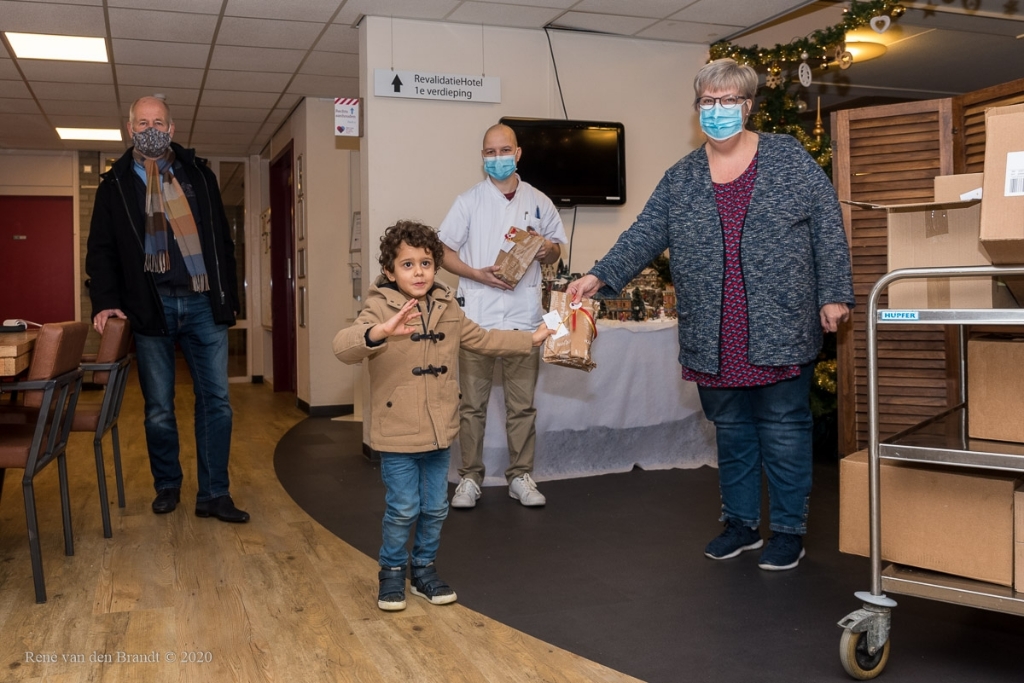 Een sterkerstboom voor de sterren van de Houtens Nieuws