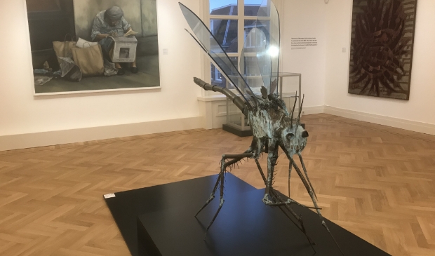 <p>De BKR expositie bestaat uit schilderijen, grafisch werk, keramiek, installaties en beelden</p>