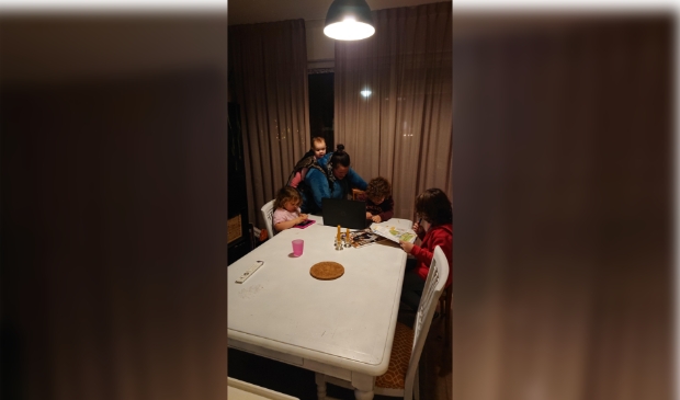 <p>Nadine van der Hoeven is naast zelfstandig ondernemer ook mantelzorger.</p>