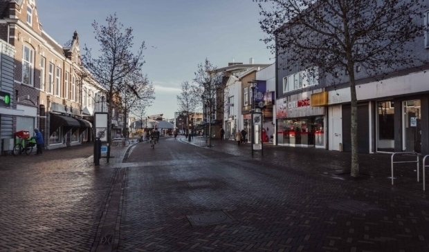 <p>Welke winkels zijn nog wel open in Veenendaal? (Foto: Jason Sastro)</p>