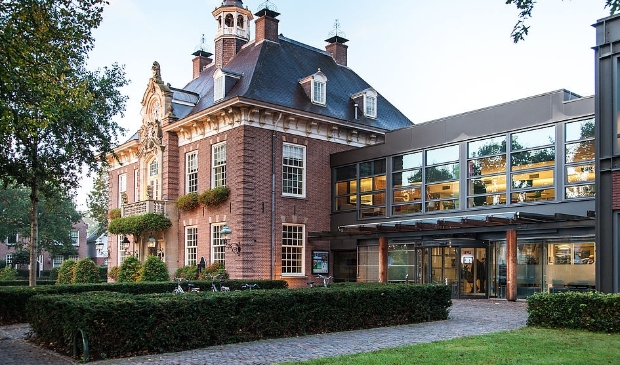 <p>Raadhuis.</p>