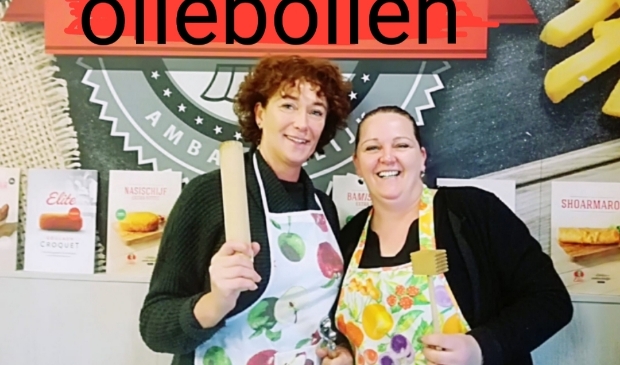 Hillie Bos van eethuys Marktzicht en Ingrid van de Pol, voorzitter Stichting Indira Nepal